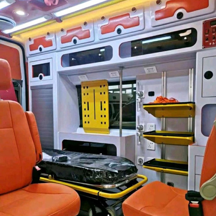凤阳长途救护车护送病人租赁价格